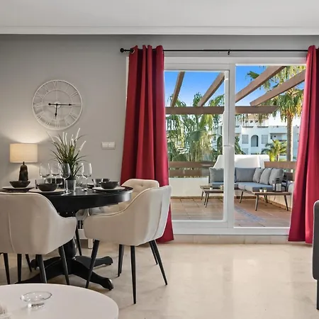 Apartment With Terrace And Pool By Costarentals - Ref M16