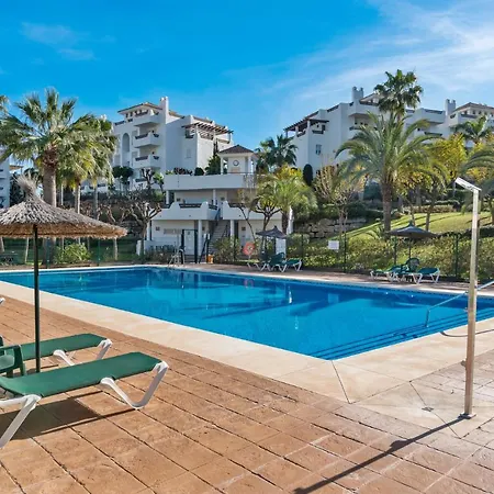 Apartment With Terrace And Pool By Costarentals - Ref M16 Estepona